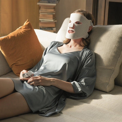 NeoLuxe™ - LED Face Mask